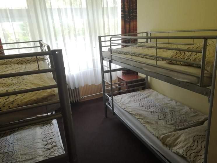 Fenyves Panzio Bed & Breakfast Siofok Ngoại thất bức ảnh